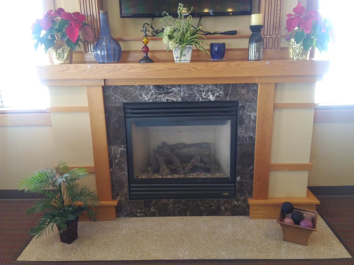 Prairie Inn & Suites Holmen Extérieur photo